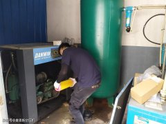 螺桿空壓機用什么型號潤滑油？礦物油